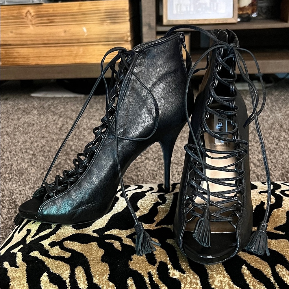 Steve Madden Rebecka-Black Lace-Up Peep Toe Platform Heels - New in Box